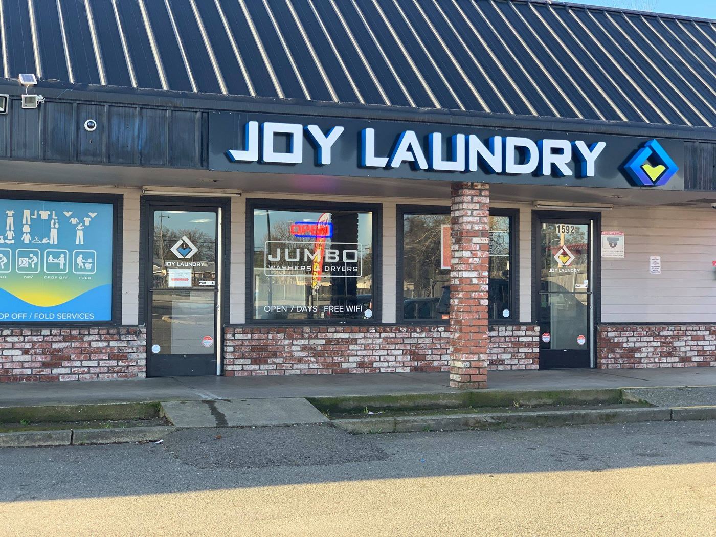 Joy Laundry storefront in Marysville, CA